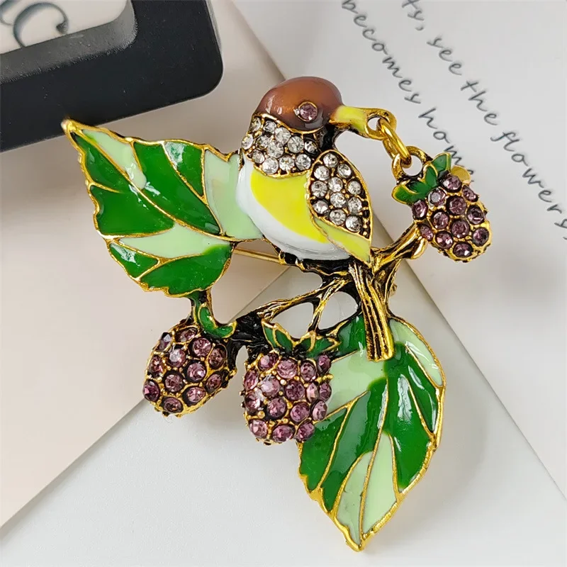 Trendy Tree Leaves magpies bird Brooches For Women Girls animal bird Pins Birthday Party Daily Jewelry