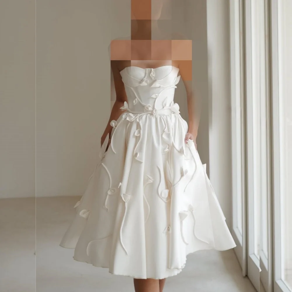 Sukienki midi bez ramiączek, w kształcie litery A, z plisami w kwiaty, z charmeuse, klasyczne, eleganckie, szyte na miarę, na specjalne okazje.