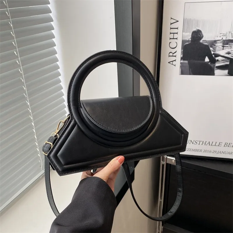 

Women's New Bags, Fashionable Leather Commuting Bag, Stylish and Cool Design, Versatile Single Shoulder Crossbody Handbag