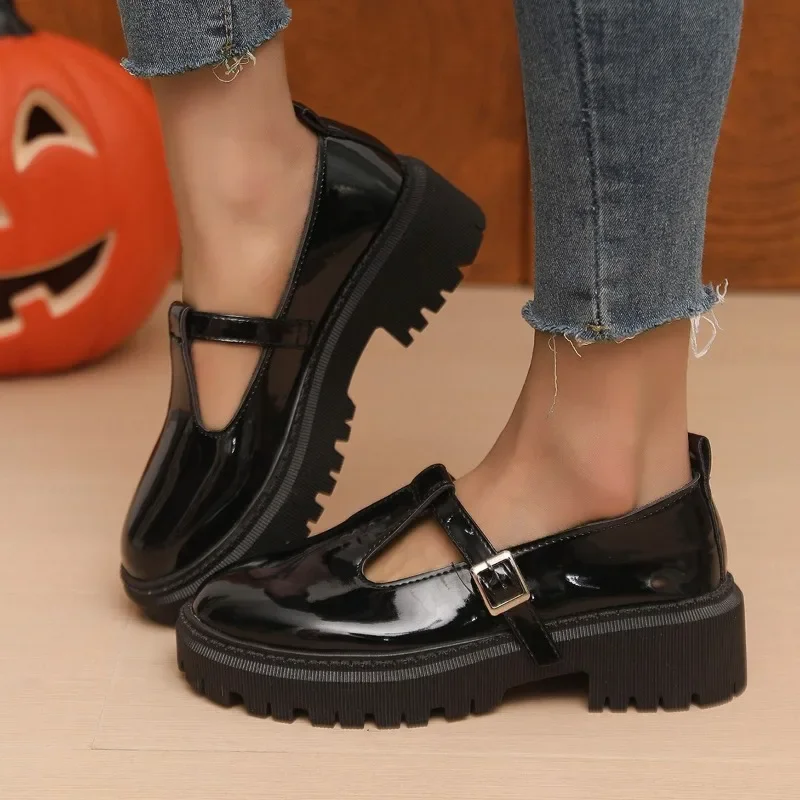 أحذية السيدات 2025 ماركة مشبك حزام المرأة عالية الكعب موضة جولة تو مكتب الوظيفي جديد مريح حجم كبير مضخات النساء