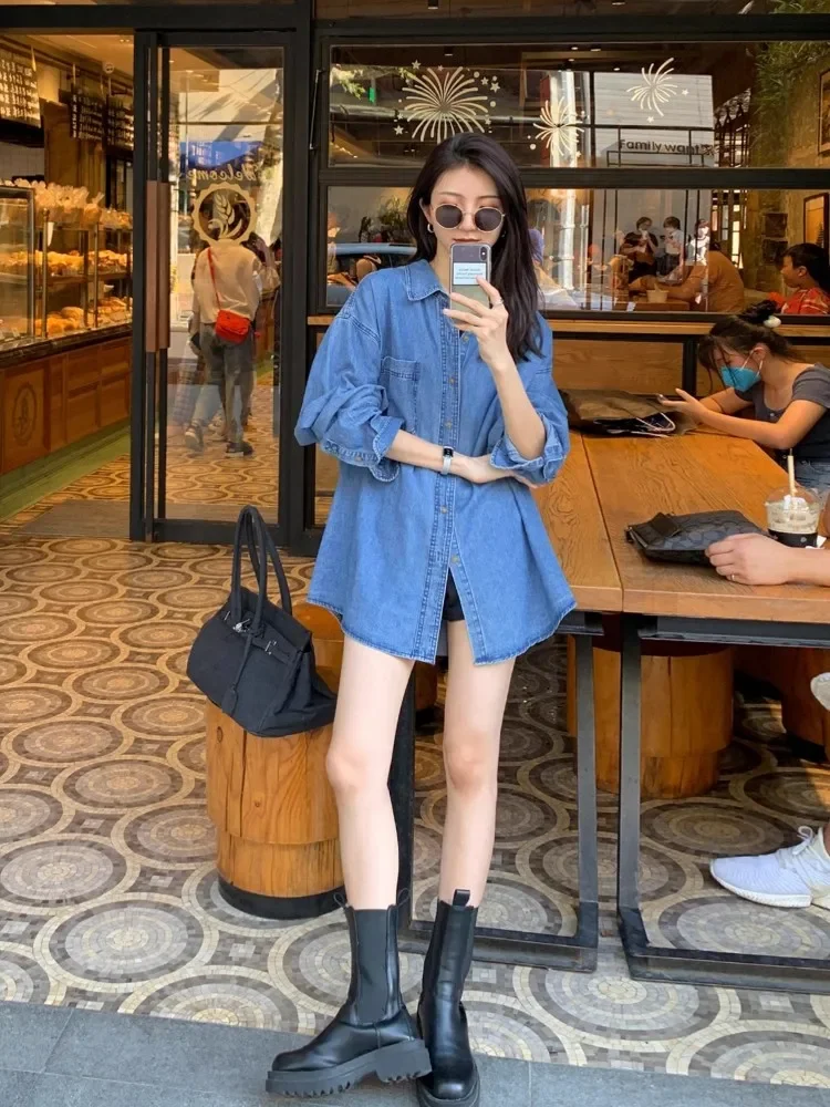Minimalist Denim Shirt Women's Autumn And Winter New Korean Version Blue Lapel Long Sleeved Loose Top