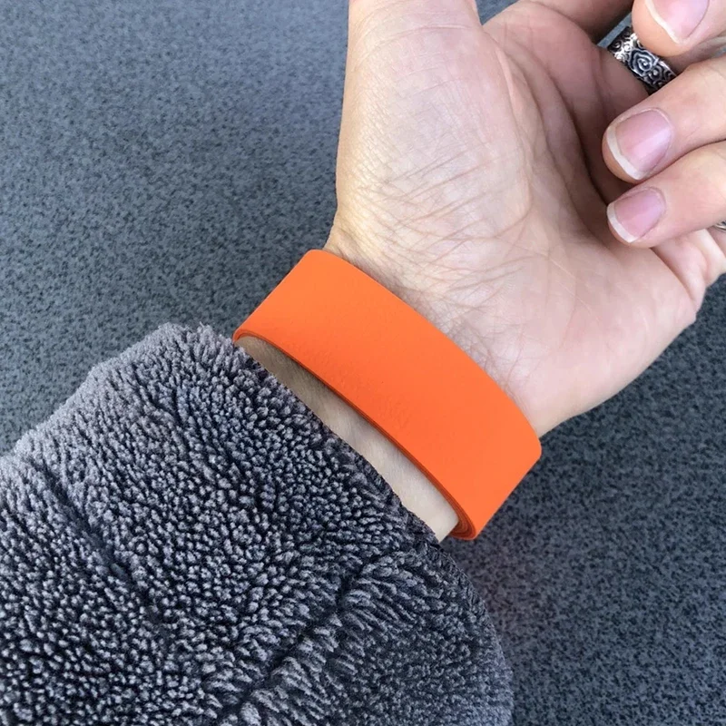 Magnetic Strap for Apple Watch Band 44mm 45mm 40mm 46mm 41mm 42 mm 38 Silicone Bracelet iWatch Series 10 9 8 7 6 Se Ultra 2 49mm