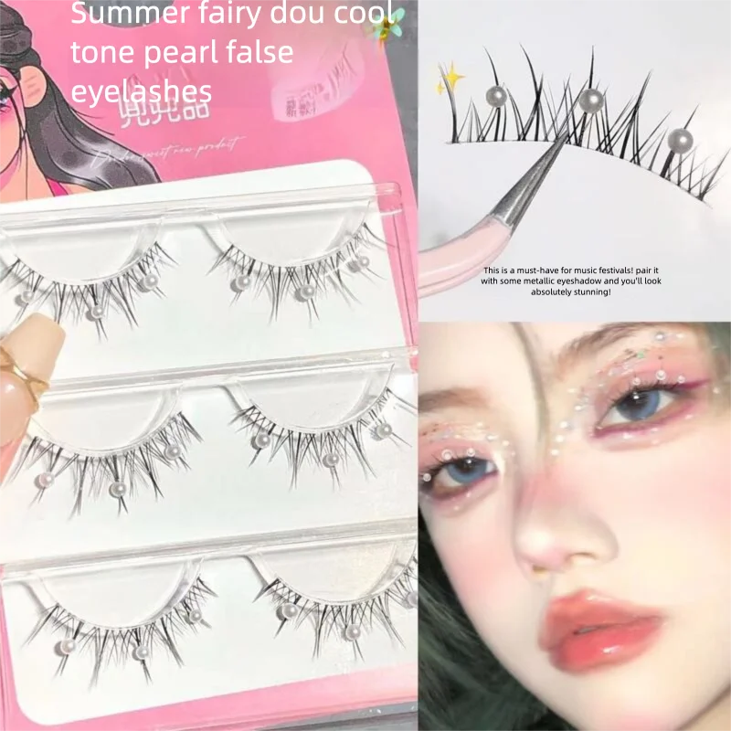 

Doudou Sweet Glitter False Eyelashes Christmas Limited Edition Green False Eyelashes Cosplay Devilish Style Eyelashes Whole Set