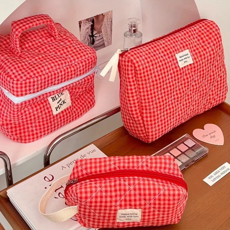 Women Quilted Plaid Makeup Bag, Travel Large Capacity Soft Cosmetic Organizer Pouch, Portable Toiletry Bags