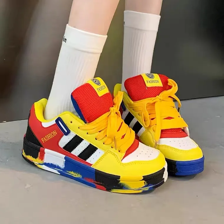 

Korean Fashion Shoes for Woman Trend Graffiti Printing Stripe Platform Sneakers Breathable Lightweight Casual Skate Shoes