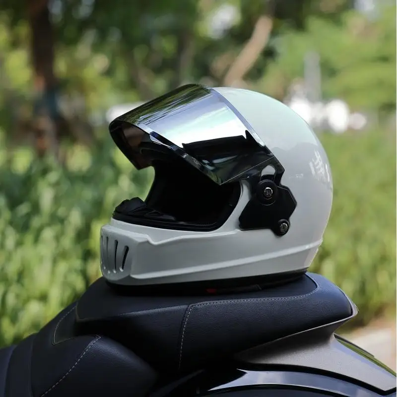 

Personalized motorcycle full helmet racing rally riding full face helmet lens anti fog suitable for men and women in all seasons