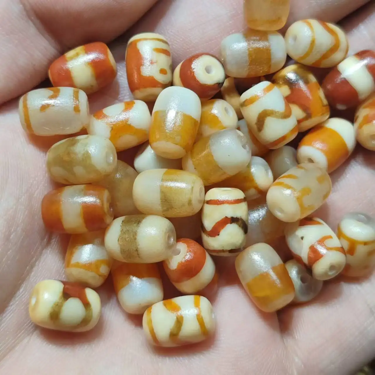 200pcs Special Offer: Tibetan style Old Red Tooth Yellow Penetrating Old style Matte Agate Bead Necklace Pendant DIY Accessories