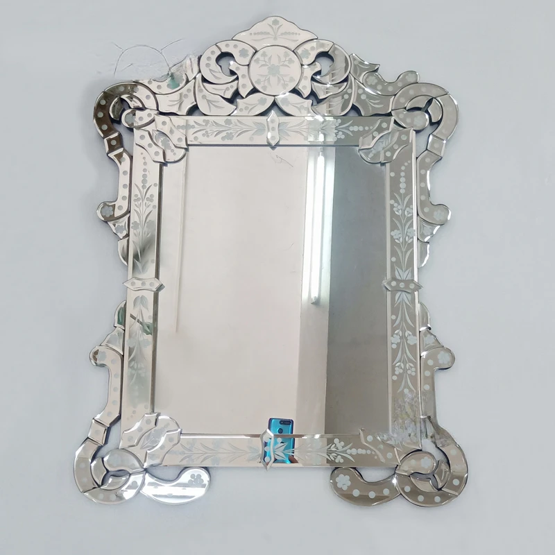 Carved decoration Entrance bathroom make-up mirror