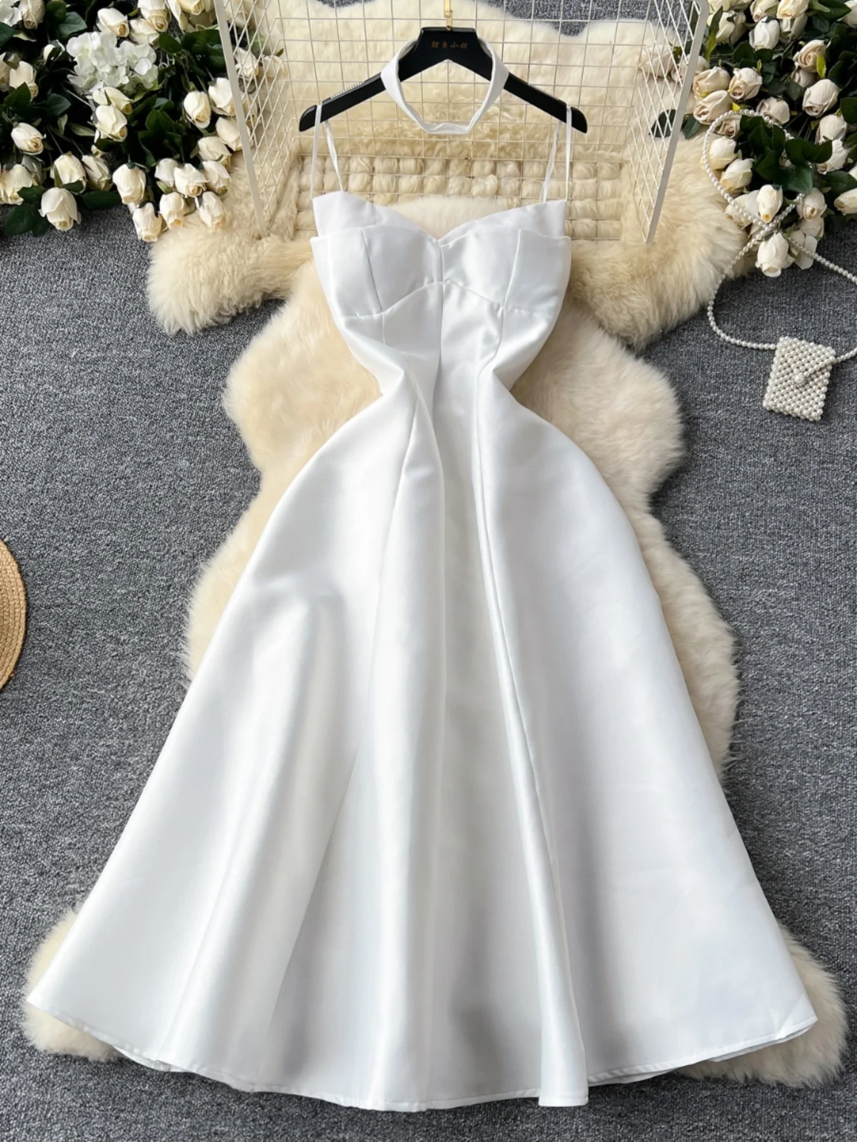 Luxury Summer Autumn Elegant Straps Chest Wrap Padded A Line Pleated Thicken Satin Evening Wedding White Long Dress Women Party