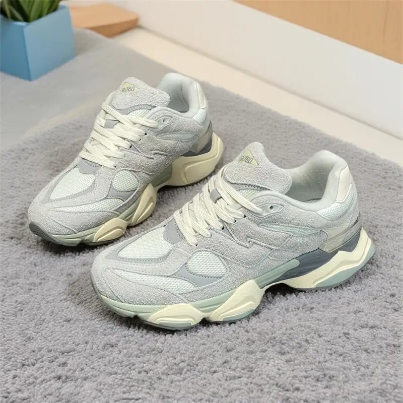 

Новые ретро-кроссовки унисекс 2026: уличная мода для пар, дышащие, с мягкой подошвой, трендовые спортивные туфли для студентов