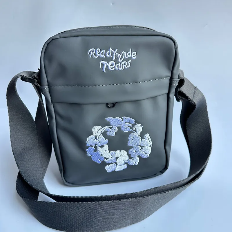 

Men Women Flower Embroidered Single Shoulder Diagonal Cross Bag Handbag