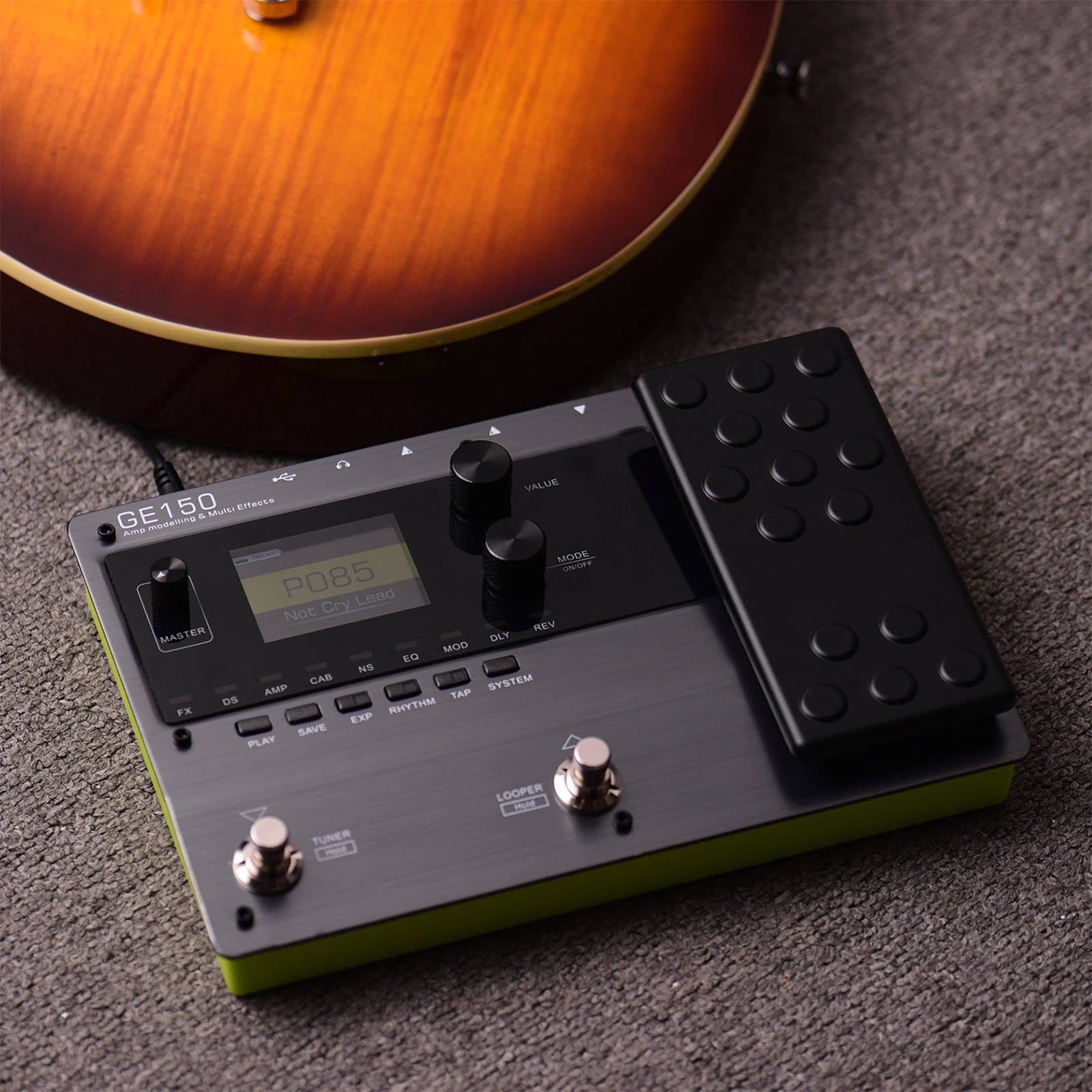 MOOER GE150 Amp Modellazione e Pedale multieffetto 55 Modelli di amplificatori 151 Effetti 80s Looper 40 Ritmi batteria 10 Metronomo Temp del rubinetto