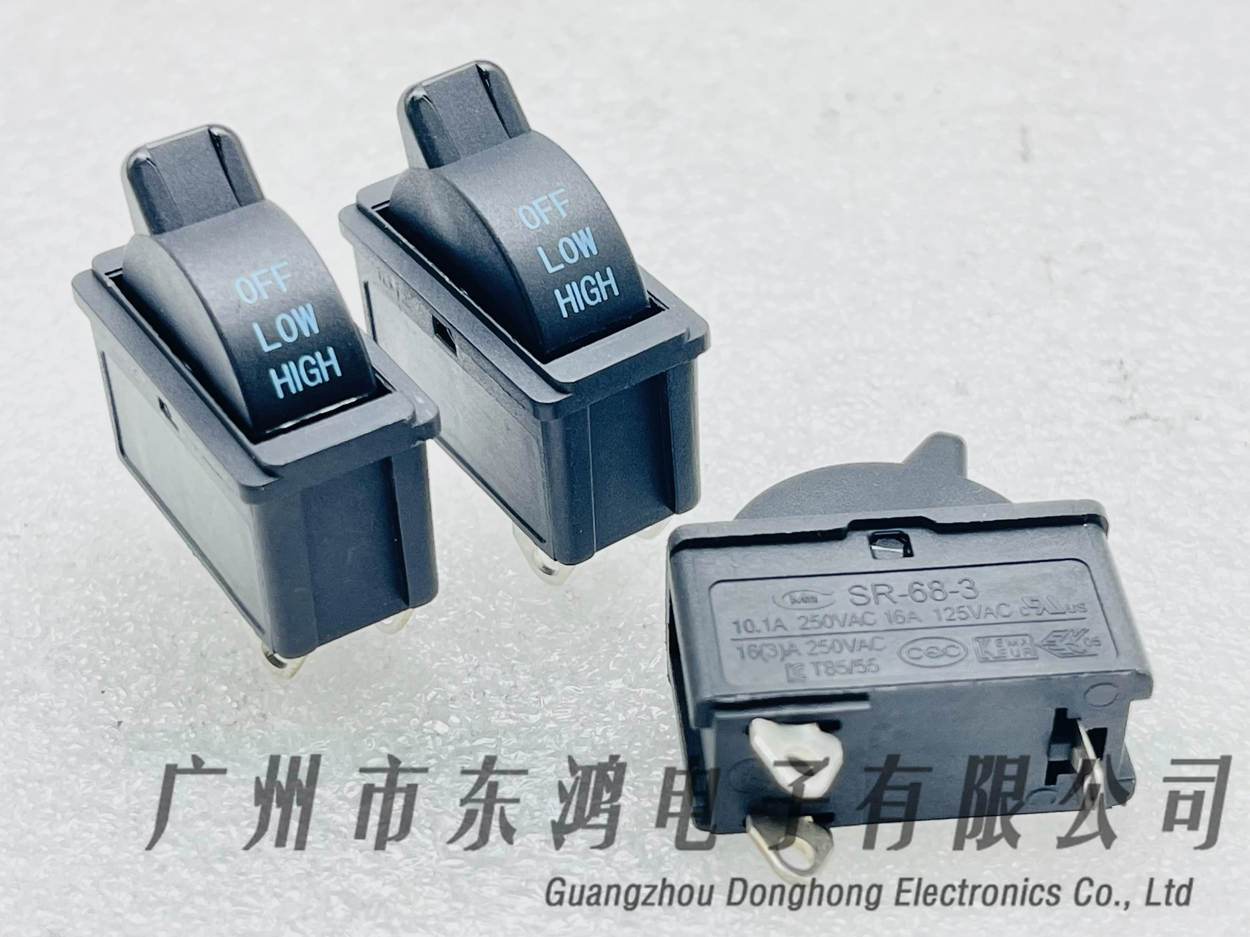1PCS merchant SR-68-3 High Power Hair Dryer Switch Accessories 3 cold and hot wind Toggle boat switch 16A