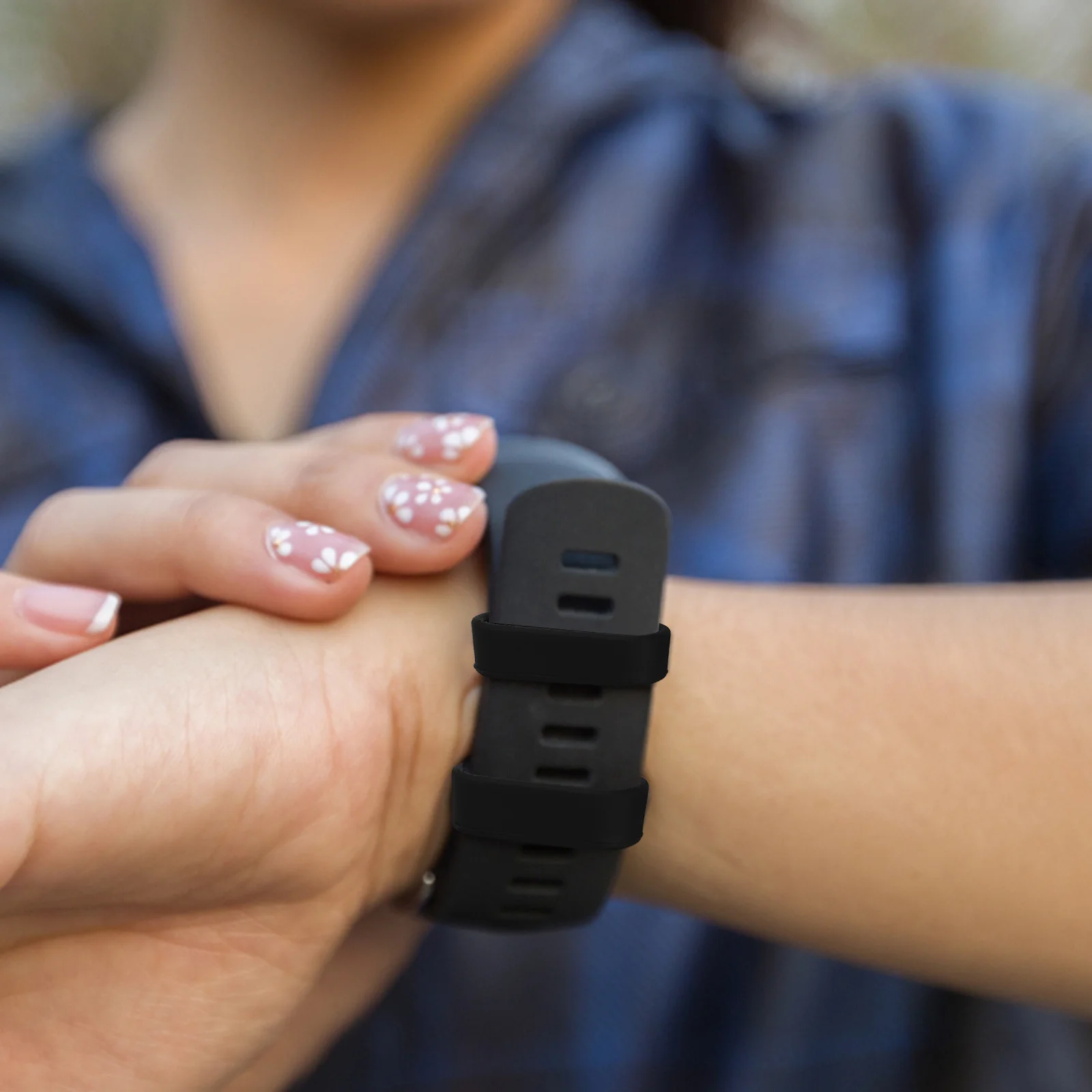 24 قطعة حامل حزام الساعة سيليكون مقاوم للاهتراء آمن صالح استبدال الفرقة السحابة الدائري لحماية حزام طويل الأمد