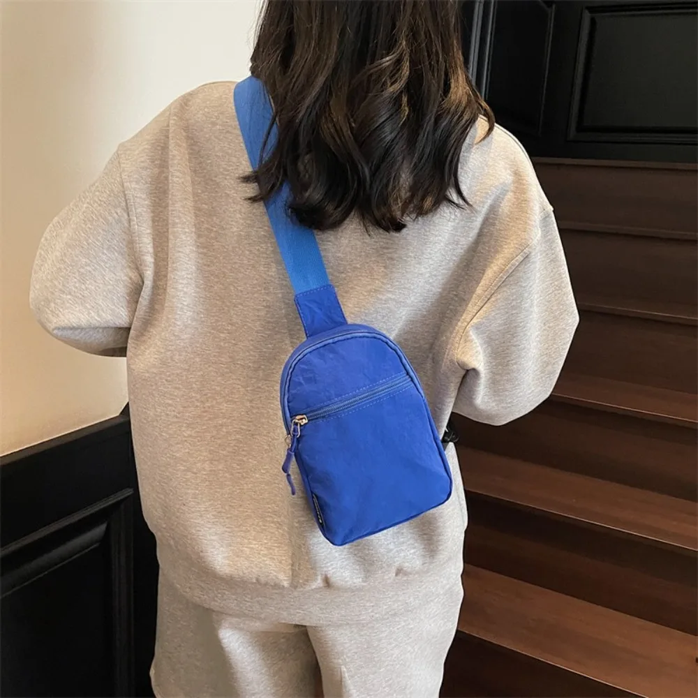 

Nylon Chest Bag Large Capacity Korean Style Crossbody Phone Pouch Multifunctional Adjustable Shoulder Sports Fanny Pack Hiking