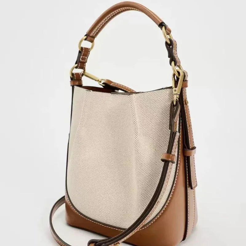 2024 New Fashion Brown Drawstring Handbag Crossbody Wide Shoulder Strap Drawstring Bucket Bag for Women