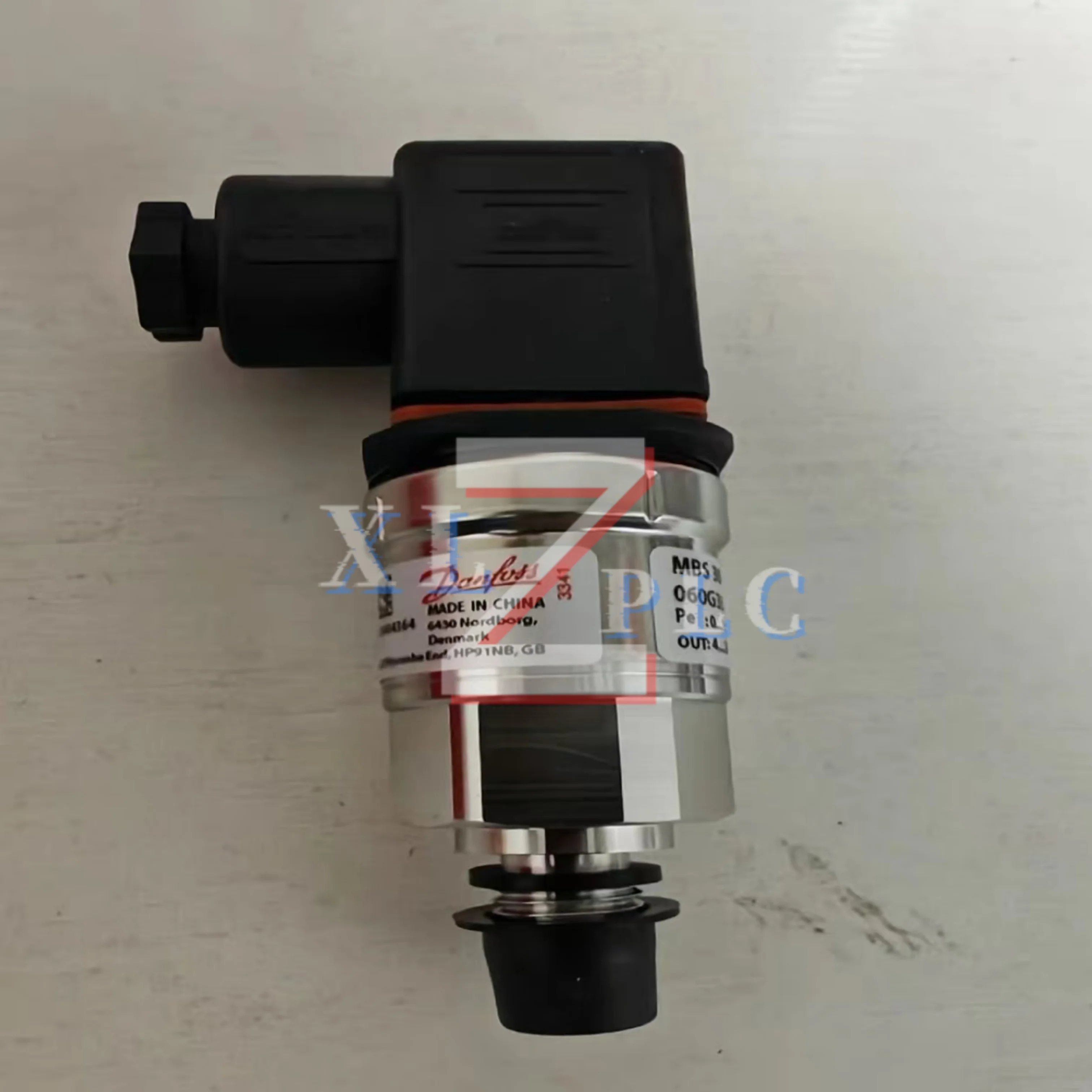 100% NOWY 060G3596 MBS3000 060G3628 MBS3050 060G3631 AKS3000 060G3719 MBS3050 060G3722 MBS3300 przełącznik ciśnieniowy