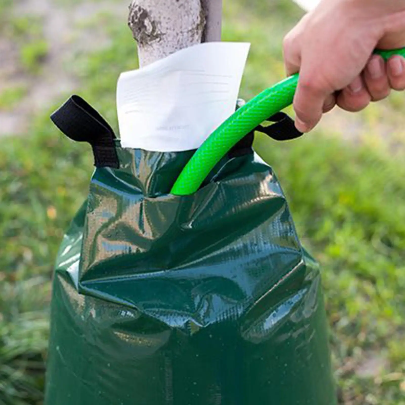 

1Pcs Tree Bag 20-Gallon Watering Bag Reusable Slow-Release Tree Bag Pvc Irrigation Drip Bag for Lawn & Garden Care ﻿