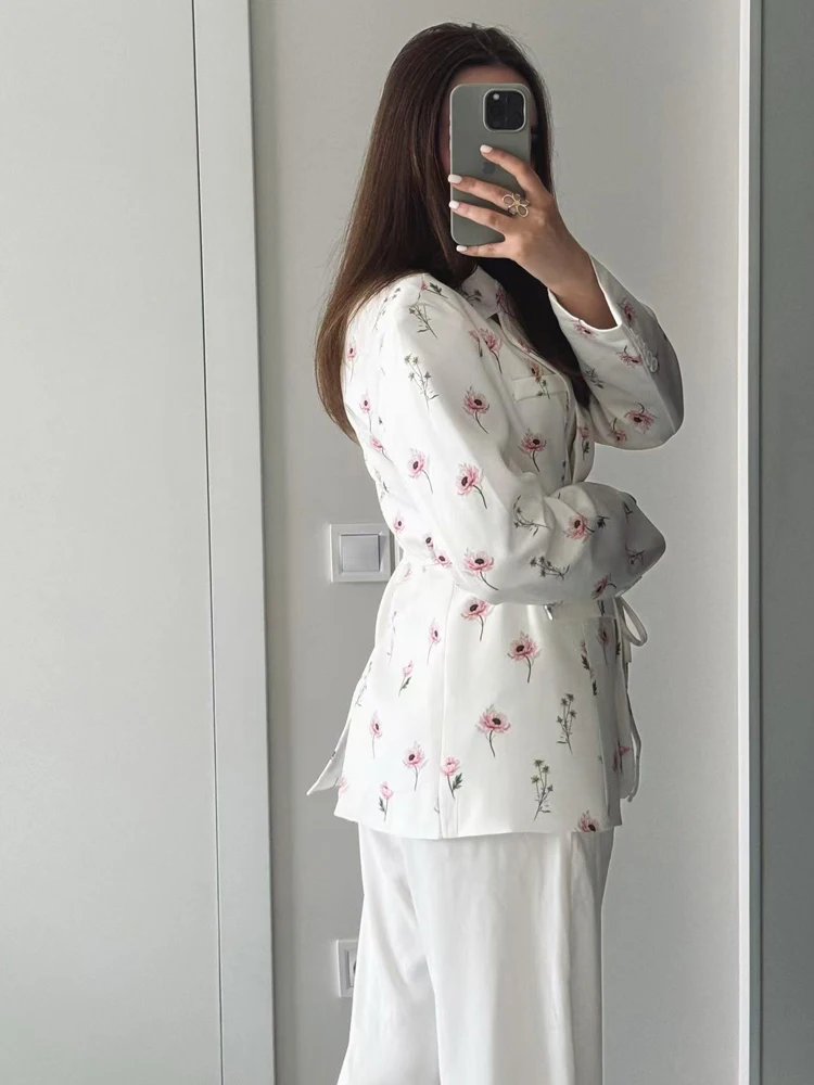 FSMG New Fashion Flowers Print Loose Suit Collar Coat For Women Elegant Belted Waist cinching Suit Jacket Female Street Chic Top