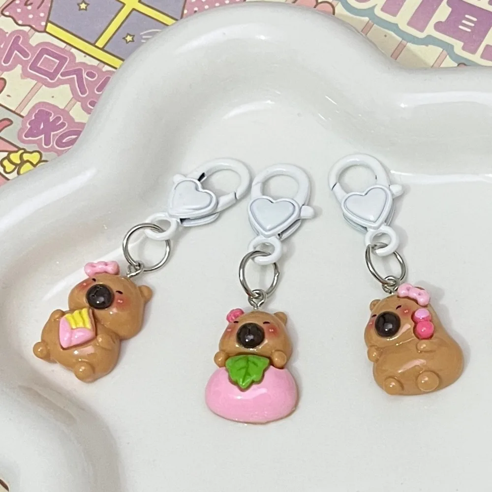 Capibara Capybara Resin Keychain Funny Keyring Cartoon Capybara Keychain Creative Peach Blossom Resin Animal Keyring