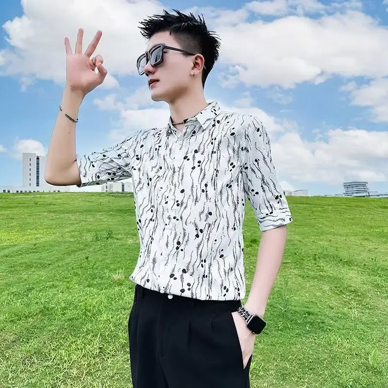 

Summer Men's Shirt Short Sleeve 2026 New Stylish Ice Silk Top Lightweight Breathable Casual Wear