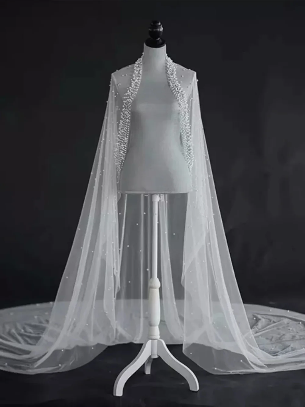 Exquisite Wedding Veil Pearls One Layer Long  Cathedral Length Veils Bead Edge For Bride Voile Custom Made Accessories