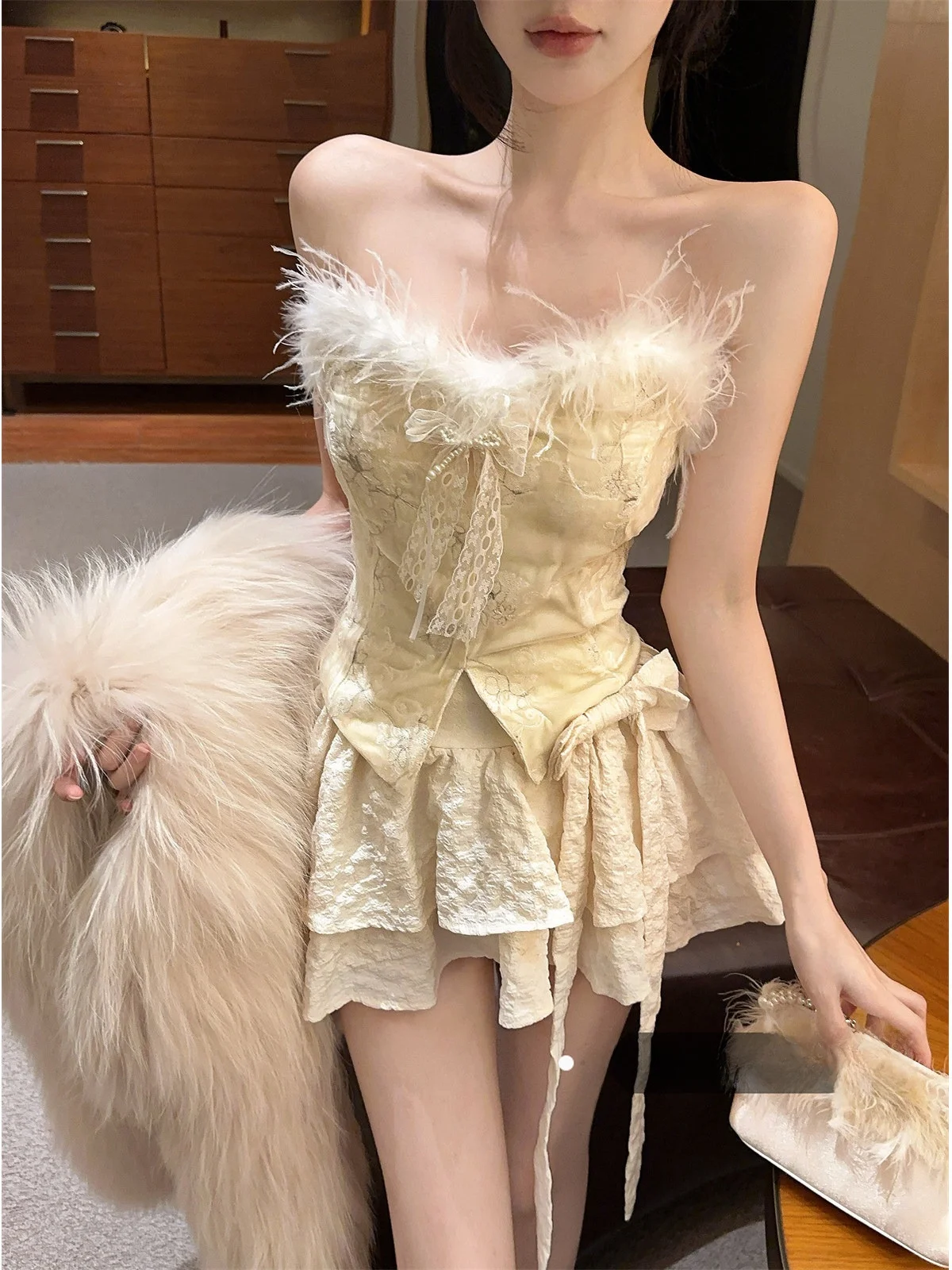 

Women's Spring Pure Desire One-oulder Knot Vest Faux Fur Collar Csole Base irt Cisas Inner Wear