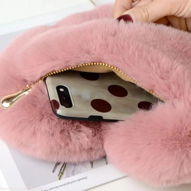 Fashion Women Heart Shaped Faux Fur Crossbody Bag Cute Soft Plush Chain Shoulder Bag Lady Mini Handbag Purse Shopper Tote Daily Party Accessories view 5