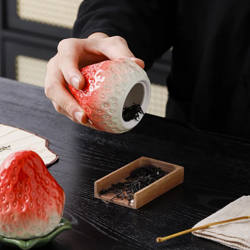 

Simulation Strawberry Tea Can Creative Ceramic Fruit Desktop Tea Table Decoration Crafts Moisture-proof Sealed Storage Can