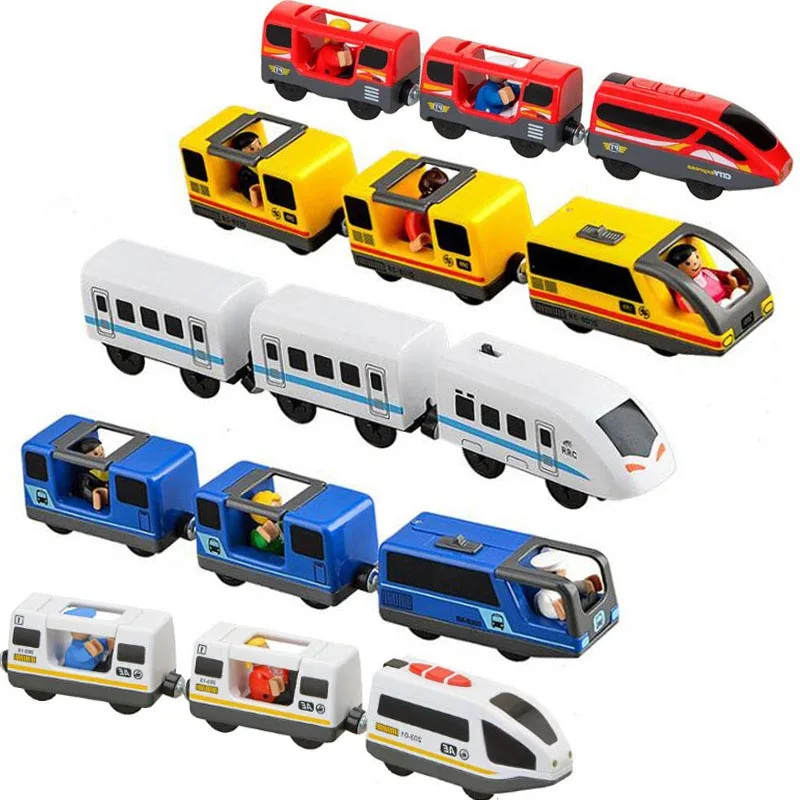 2025, lustiges elektrisches Zugspielzeug-Set für Kinder, Zug-Druckguss-Schlitzspielzeug, passend für Standard-Holz-Zuggleis, Eisenbahn, Geschenk für Kinder