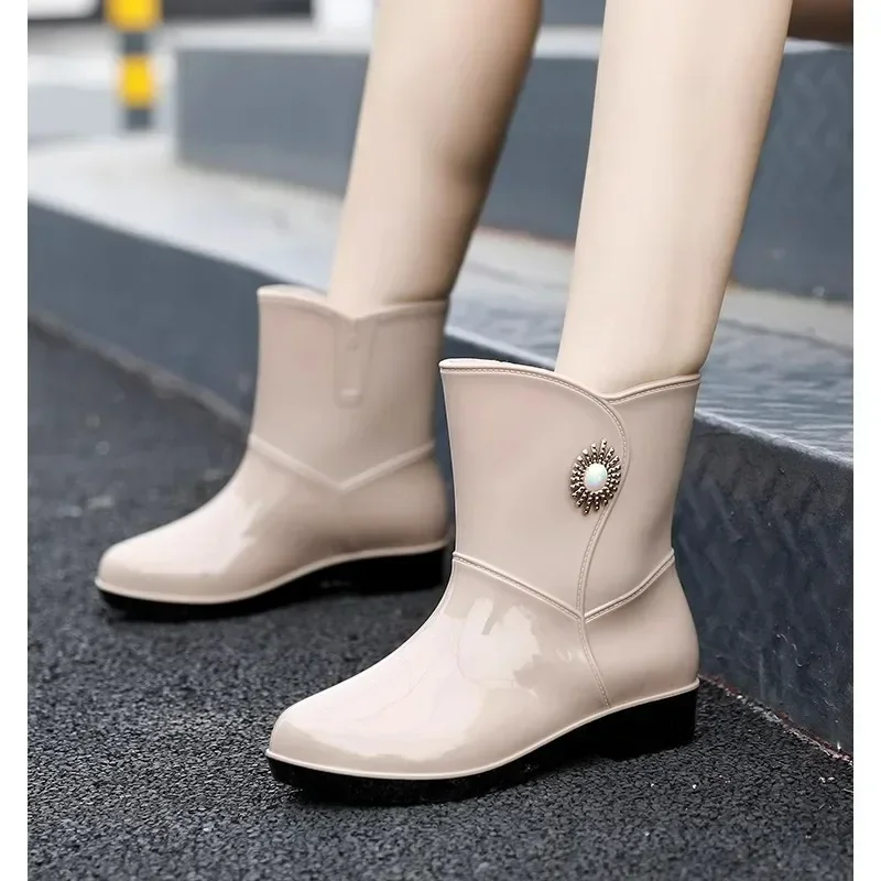 Non-slip Waterproof Shoes Women's Rain Boots Women's Rain Boots Rubber Shoes Rubber Boots Spring and Summer Mid-top Four Seasons