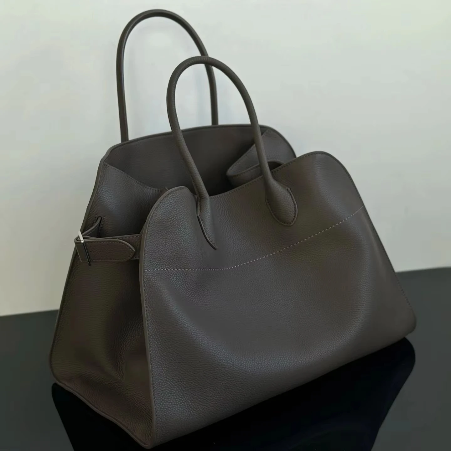 

New Women's Top-Handle Bags Natural Leather Purely Handmade Soft and Odorless Large Capacity Handbag Shoulder Bag