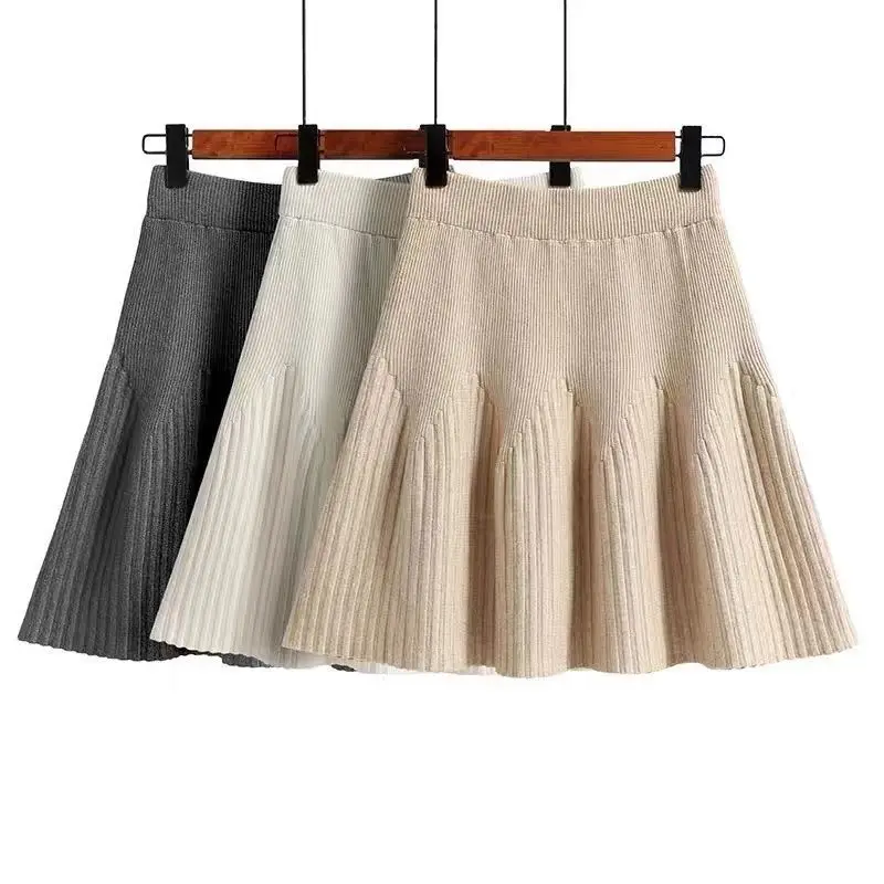 Skirt female 2023 autumn and winter fashion jacquard knitted skirt wool all-match solid skirt bottoming short umbrella skirt