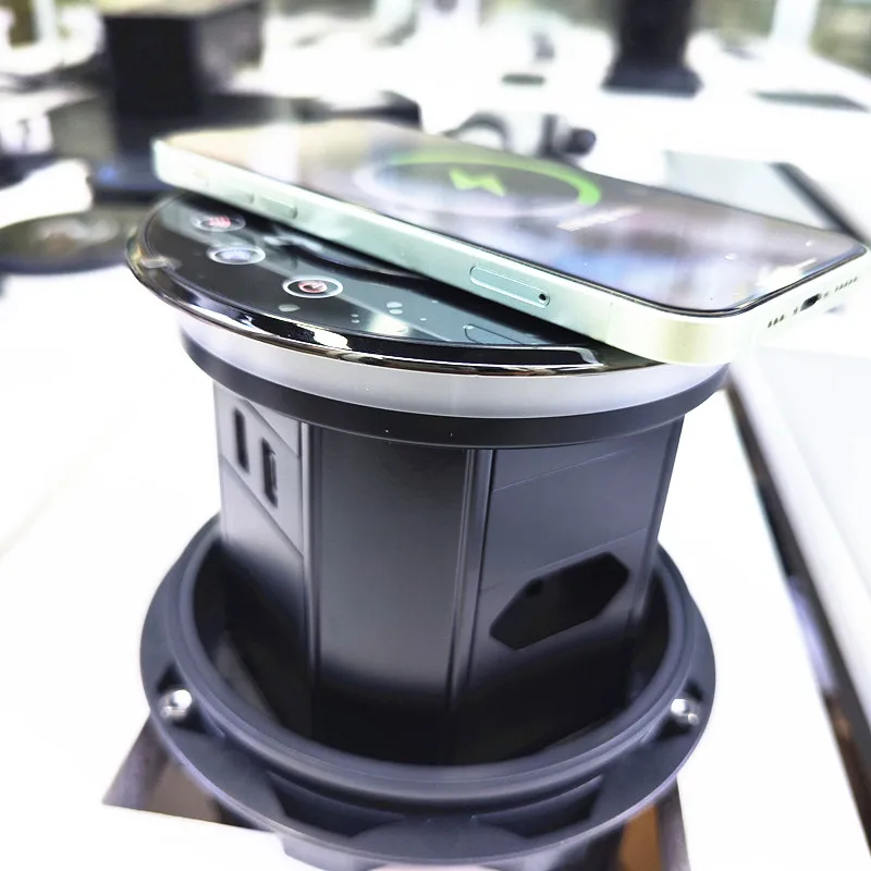 

Бразильская IP65 Водонепроницаемая умная моторизованная электрическая кухонная поп-розетка Вертикальная башня 20A Номинальная розетка для беспроводной зарядки Wi-Fi