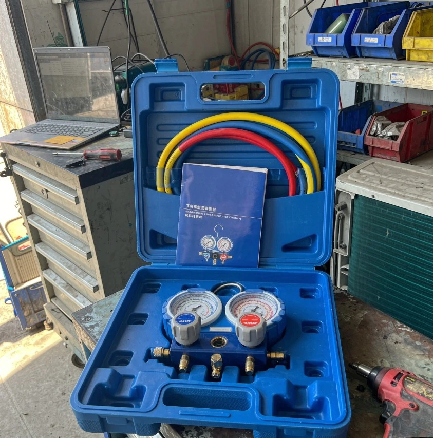 VMG-2 Series Dual Refrigerant Manifold Gauge Set for R22/R32/R134A/R410A, AC Diagnostic Tool with Car Adapter