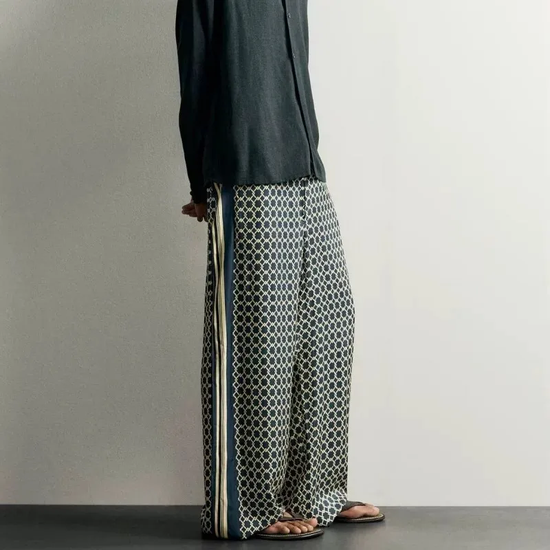 New 2026 Autumn Men's Casual Straight Leg Pants Vintage Print Design Belt Decorated Drapey Stripe Pattern Fashionable Trousers