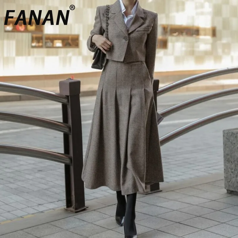 

FANAN Women's Plaid 2 Piece Set Notched Single Button Short Blazers High Waist Pleated A-line Skirts 2025 Spring New Clothes