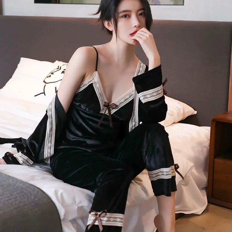 

Пижамный комплект из 3 предметов, теплая бархатная одежда для сна, женская домашняя одежда, осенне-зимняя ночная рубашка, сексуальный кружевной лоскутный топ на бретельках и брюки, одежда для дома
