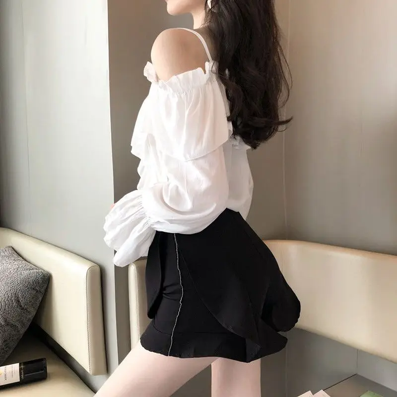 Women Shirt V-neck Flare Sleeve Ruched Ruffle Loose Fit Off-shoulder Sweet Sexy Girls Solid Korean Fashion All-match Spring Tops