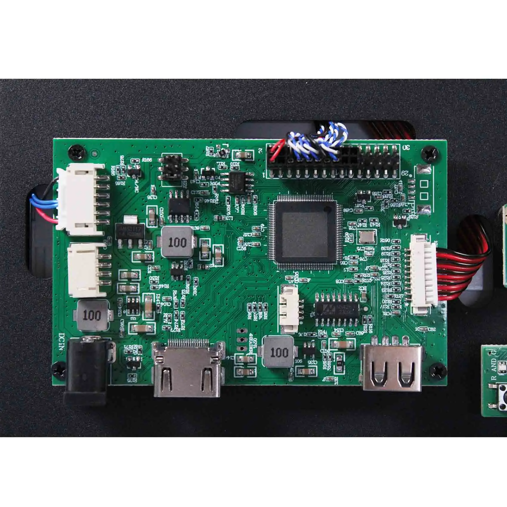 8,4-дюймовый резистивный сенсорный ЖК-монитор 800X600 с USB-портом и металлическим корпусом