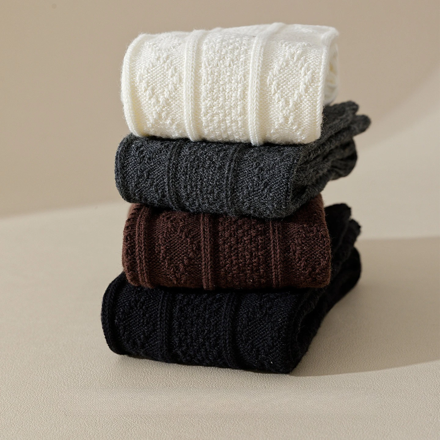 الخريف والشتاء جوارب جديدة النساء بلون محبوك محكم الجوارب سميكة الجوارب الدافئة العجل