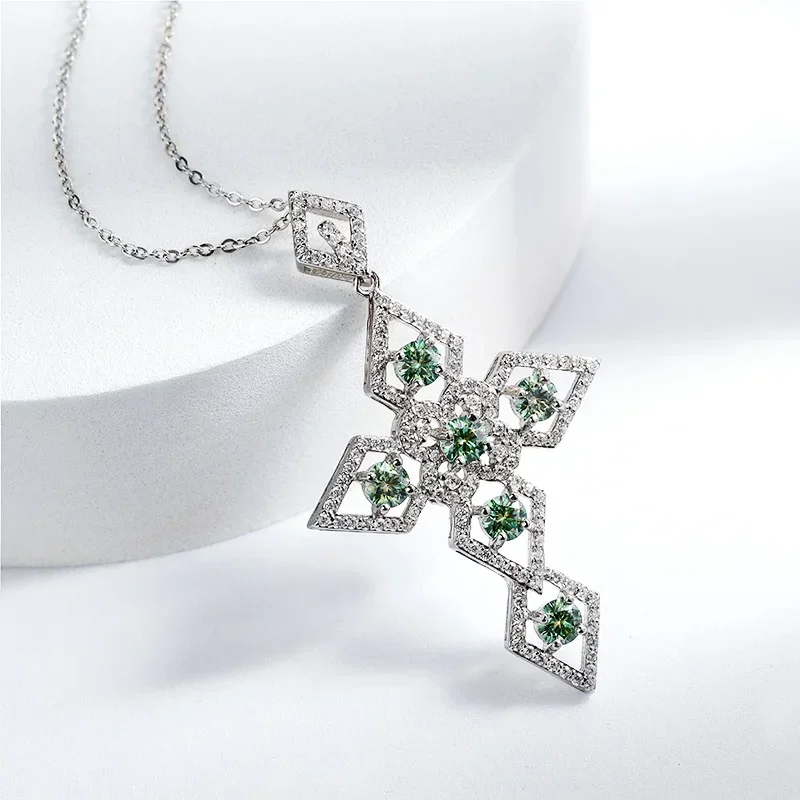 

1.8CT Green Moissanite Cross Pendant Necklace For Women Passed Diamond Test 925 Sterling Silver Diamond Neck Chain Jewelry