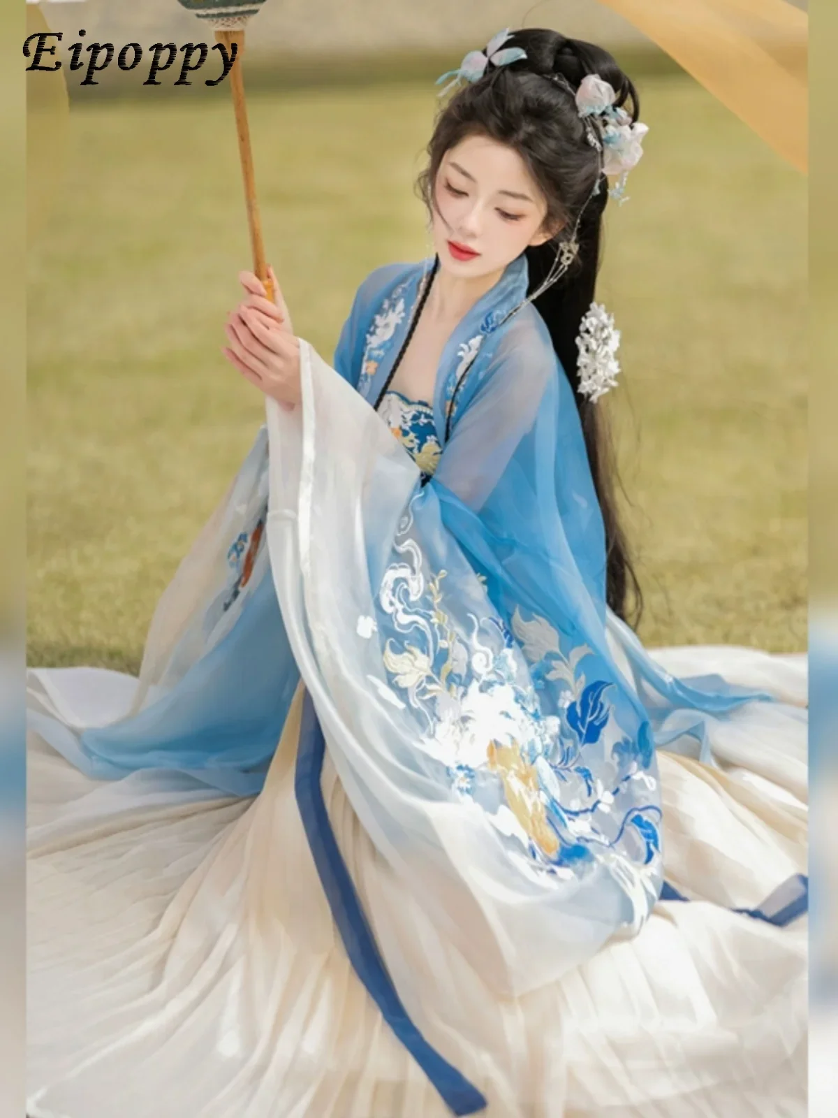 

Hanfu Women's Embroidered Hezi Skirt Improved with Han Elements, Straight to the Chest