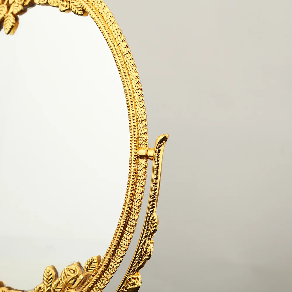 Light luxury retro exquisite makeup mirror Nordic desktop fashion makeup mirror Bedroom desktop ornament Double-sided