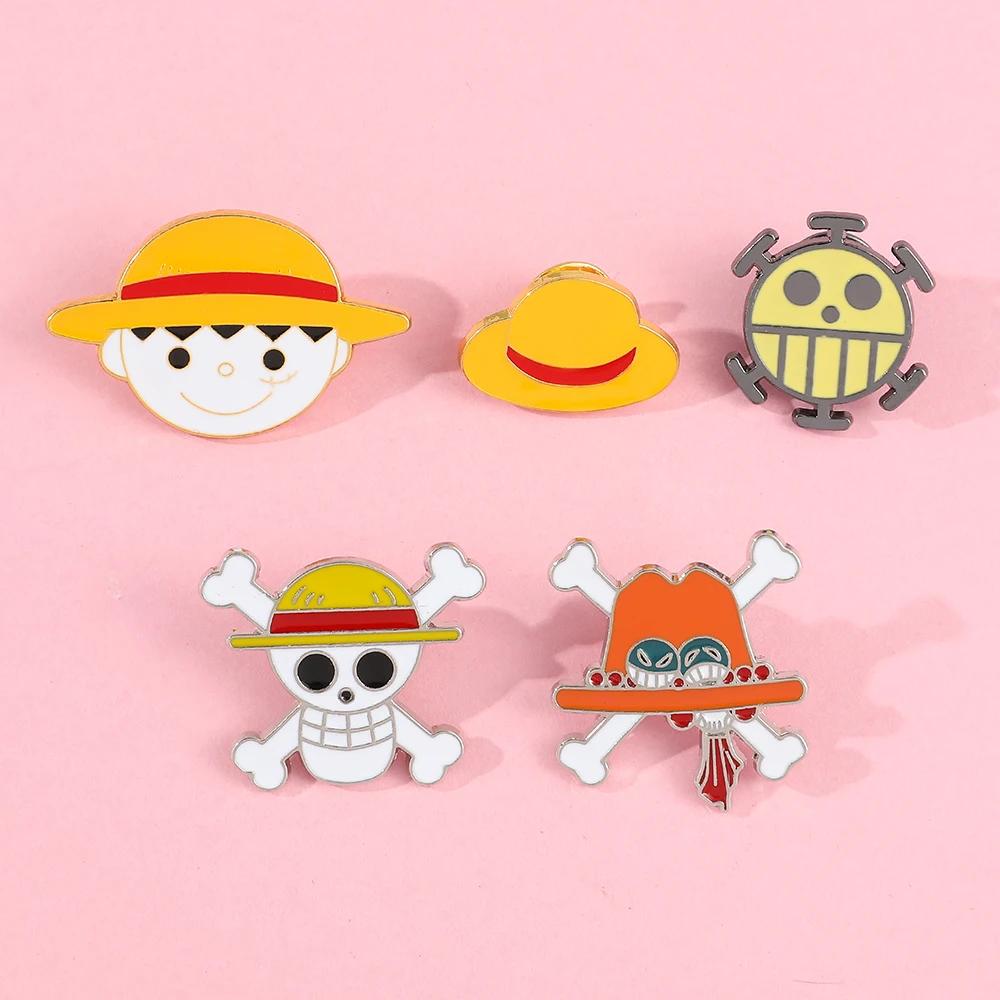 One Piece Brosche Anime Cartoon Monkey D. Luffy Totenkopf Rucksack Kleidung Accessoires Legierung Emaille Anstecknadeln Broschen Abzeichen – Detail 4