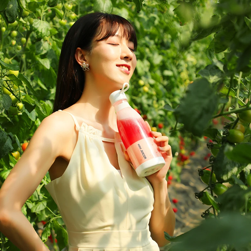 เครื่องสกัดน้ำผลไม้แบบพกพาคุณภาพสูง ขนาด 300 มล. แบบสมาร์ท มินิ ไฟฟ้า สำหรับปั่นผลไม้สด ผลไม้ตระกูลส้ม แบบเย็น ช้า