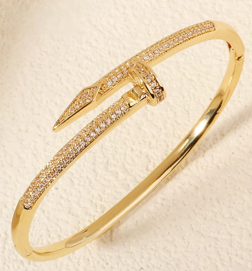 1 Open-Design Simple and Stylish Women's Bracelet – Fashion Jewelry, Perfect Gift for Girlfriend on Special Occasions