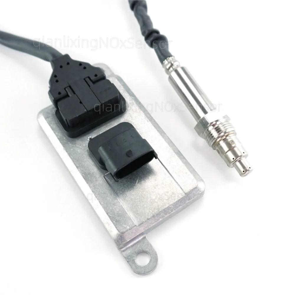 5WK9 6717A 21984358 Nitrogen Oxygen Sensor 5WK96717A 24V For Volvo FH FM FL VM 500 Renault Truck Nox Sensor view 5