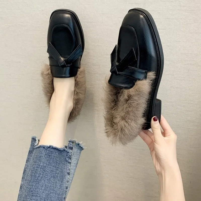Luxury 2022 Fashion Women Loafers Faux Rabbit Fur Slip-on Shoes Woman Low Heels Casual Plush Warm Boat Shoes Zapatos De Mujer