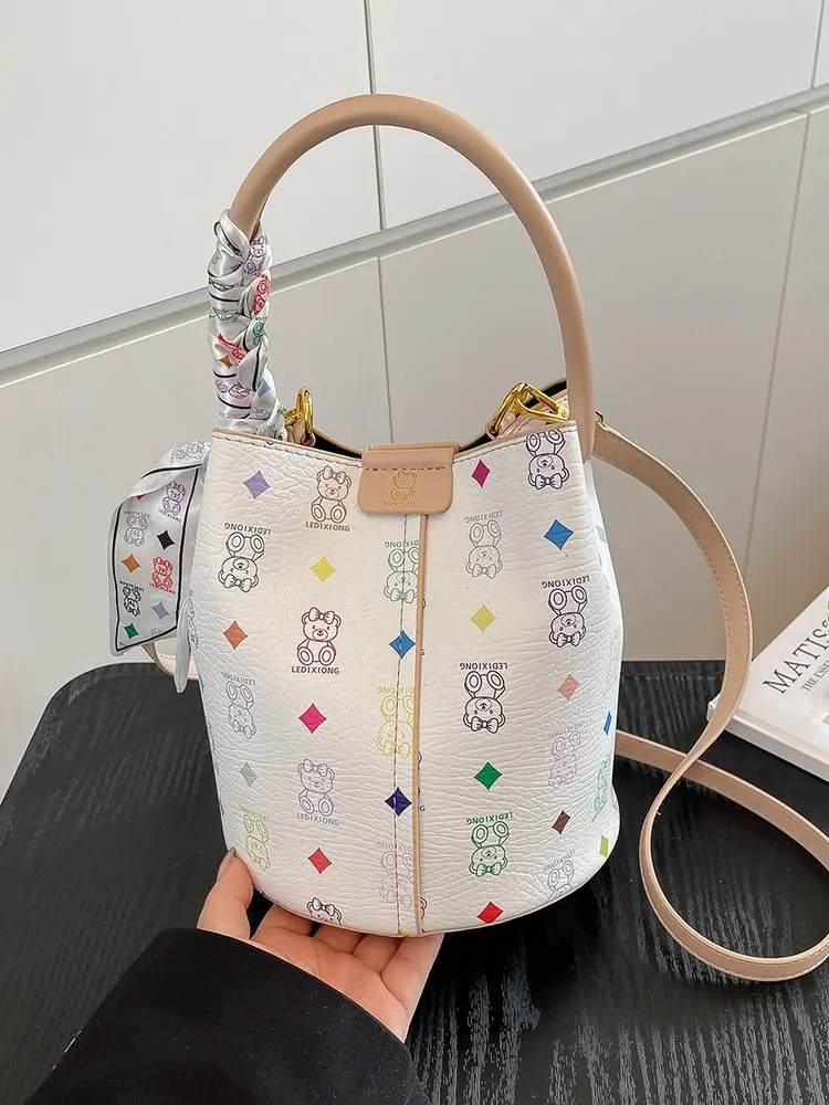 

Высококачественная минималистичная винтажная сумка-шоппер с функциями-мессенджера — стильная однотонная, большая вместимость и прочная